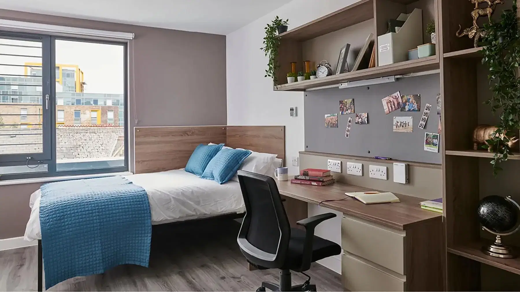 Howard Gardens, Cardiff – Standard Ensuite