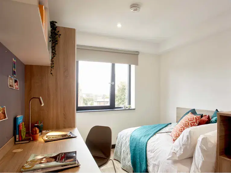 Eden Square, Coventry – Attic Ensuite