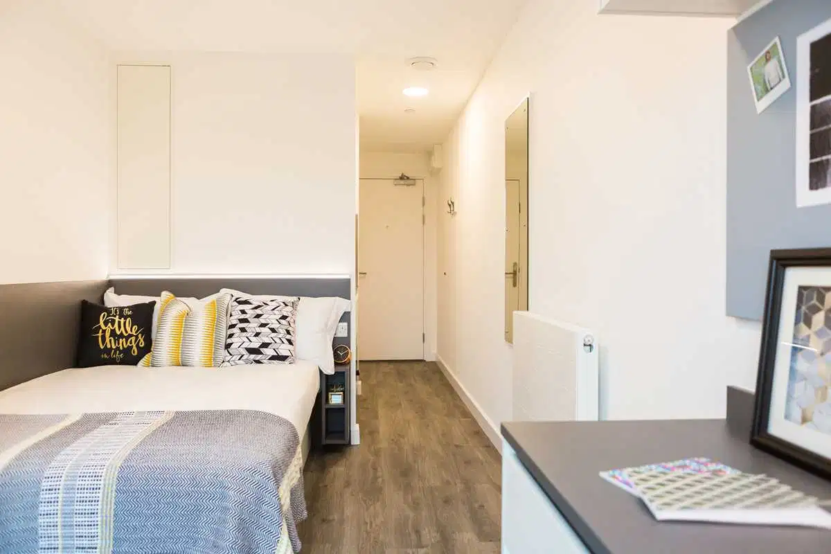 LST White City Residence, London