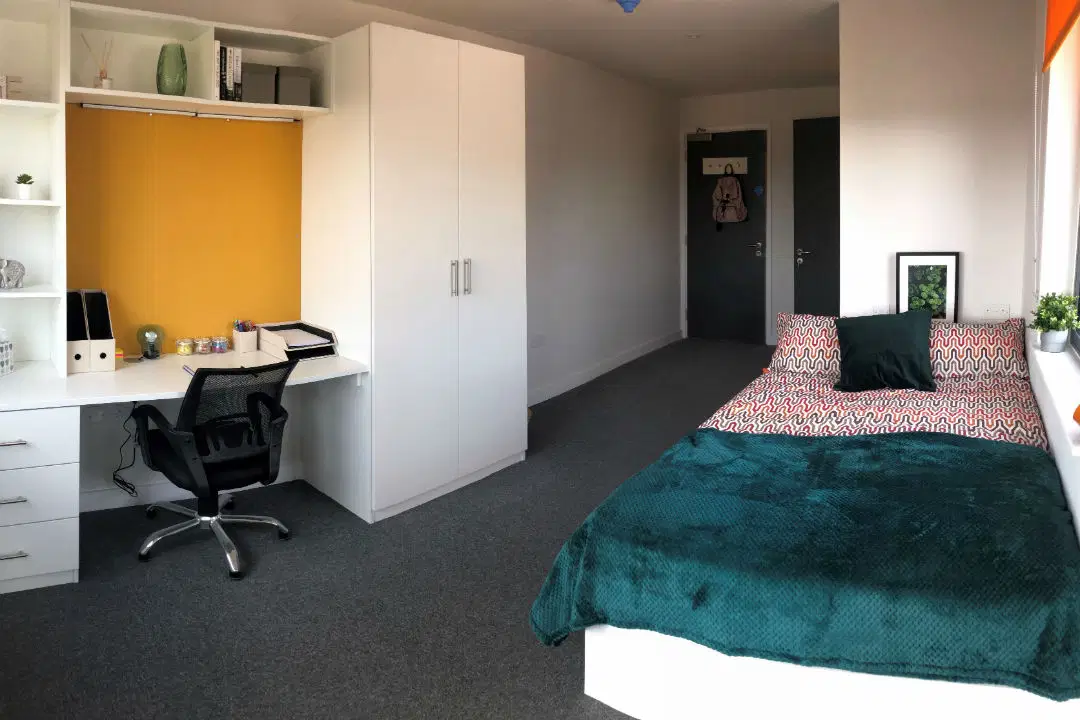 Central Living, Exeter – 8 Bed Classic En-suite