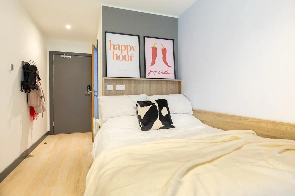 Curraheen Point, Cork – Classic Ensuite