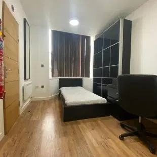 28 De Montfort Street, Leicester – Single Bed Studio