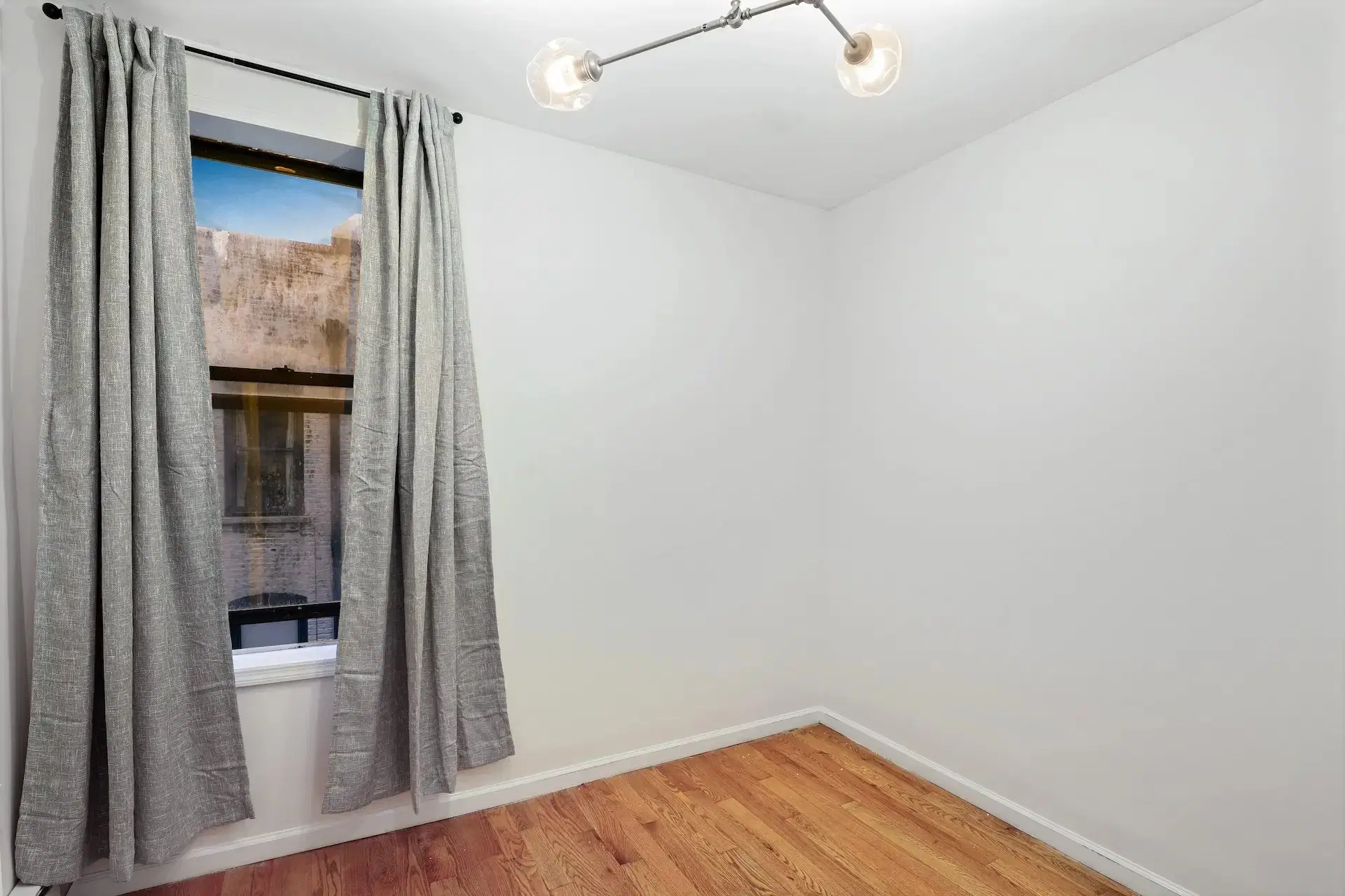 June Homes 10025, New York – #764D: Upper West Side