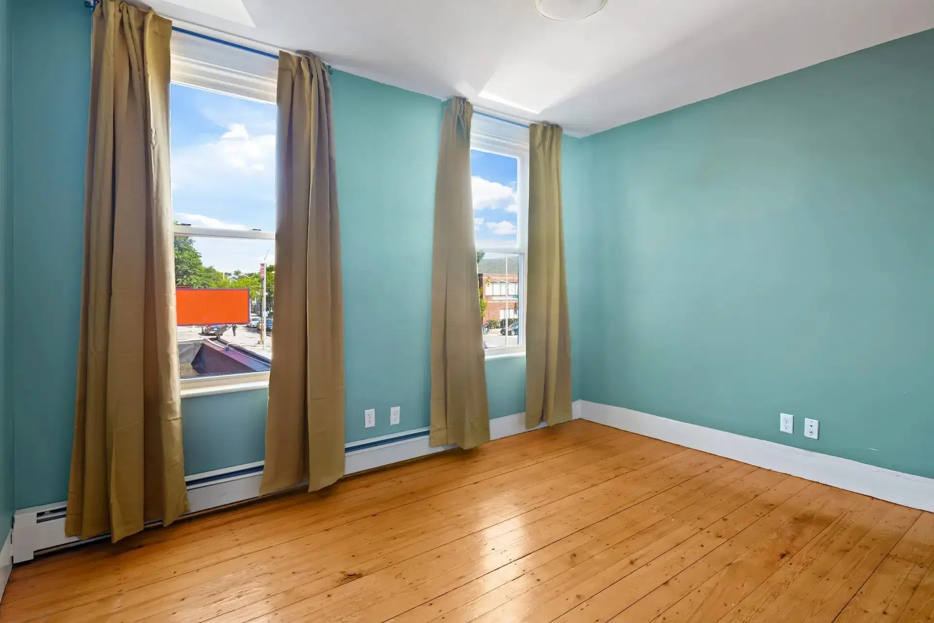 June Homes 02139, Boston – #1323B: Central Square (Cambridge)