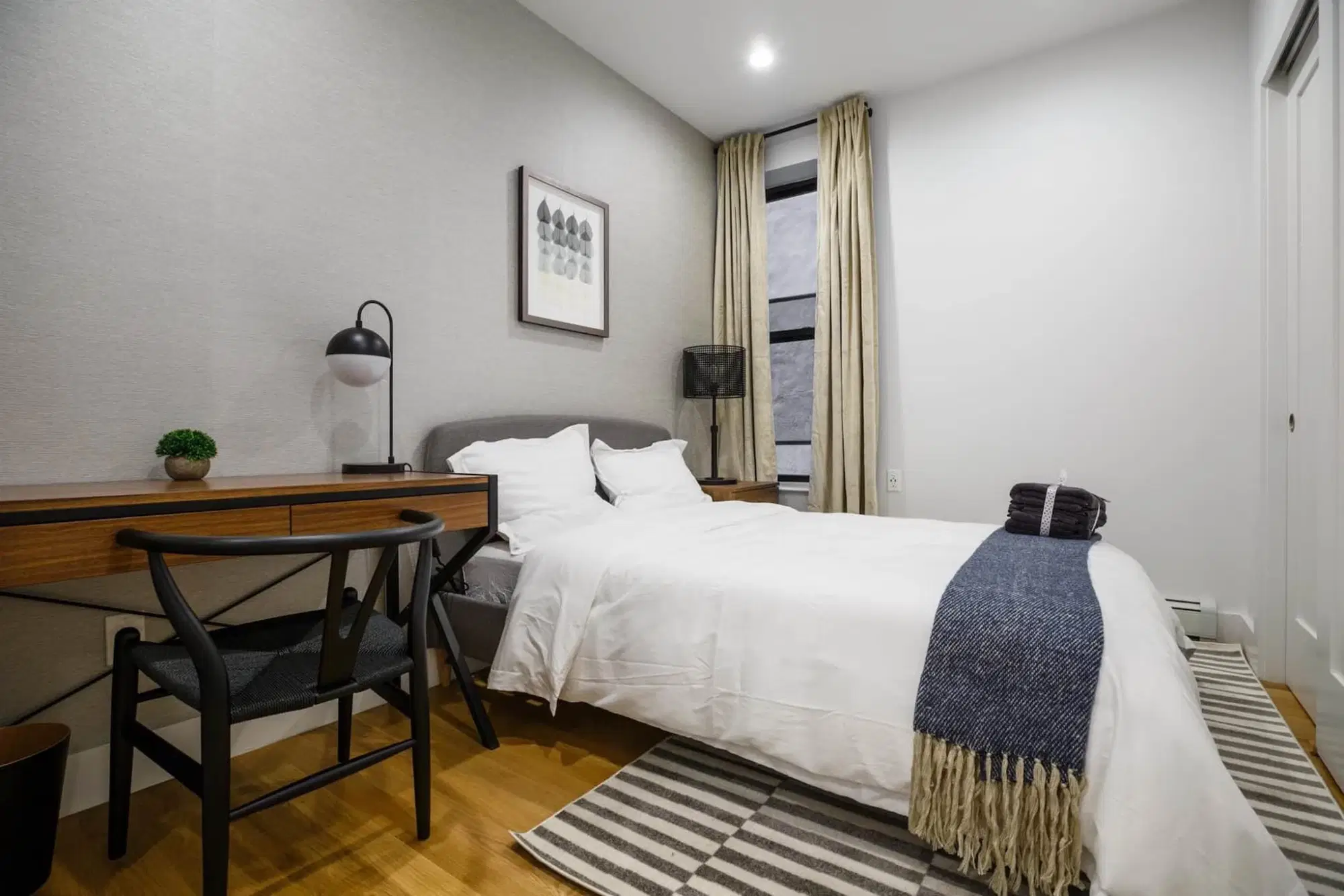 June Homes 10026, New York – #108A: Central Park