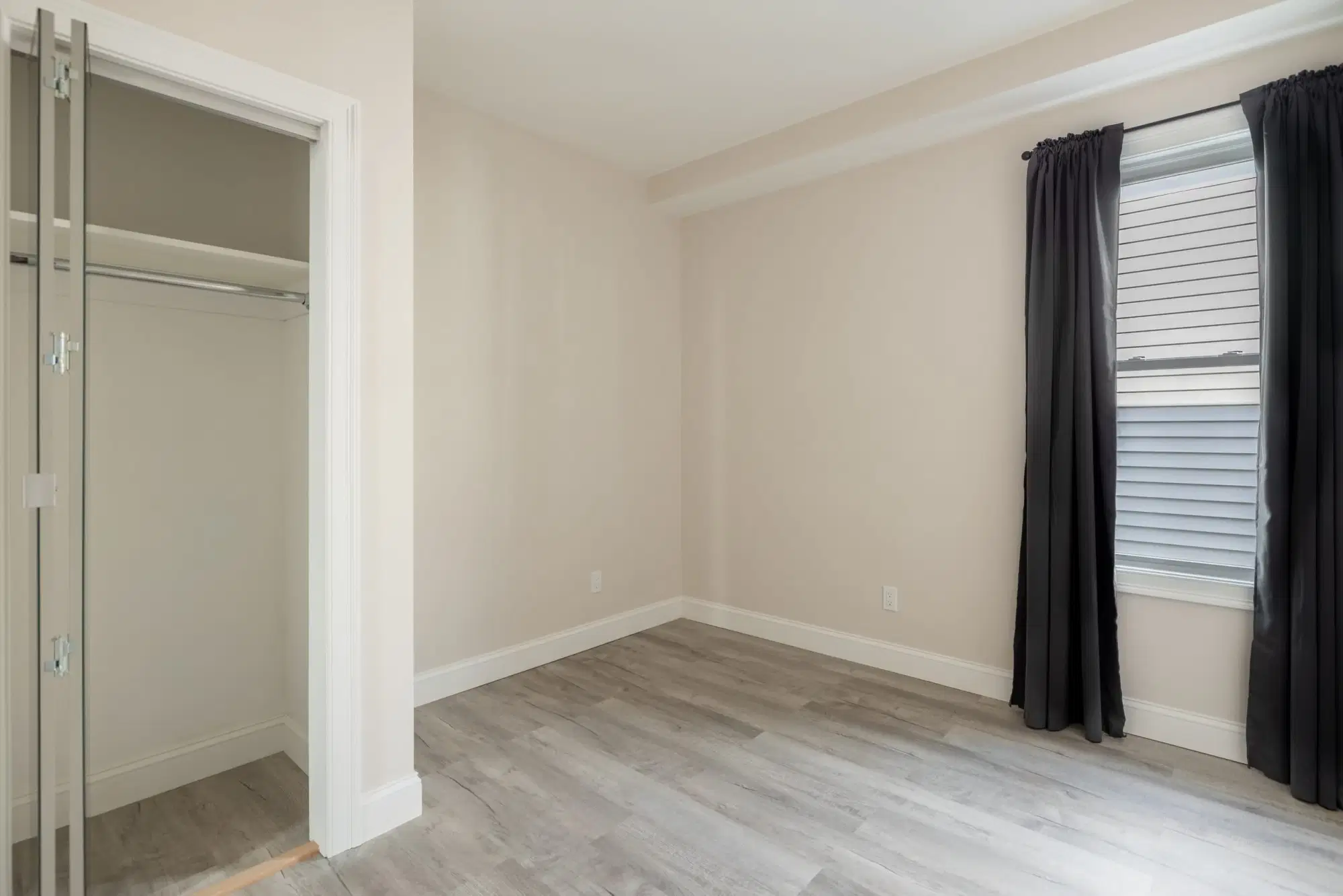 June Homes 02125, Boston – #977C: JFK/UMass