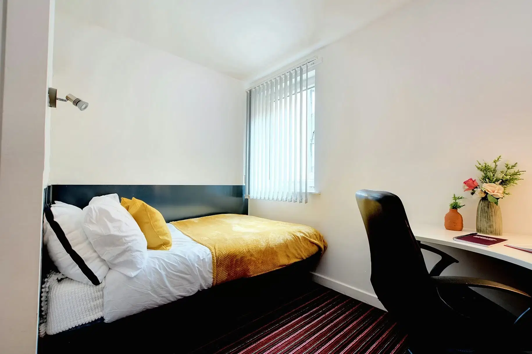 Newarke Street, Leicester – Amenities
