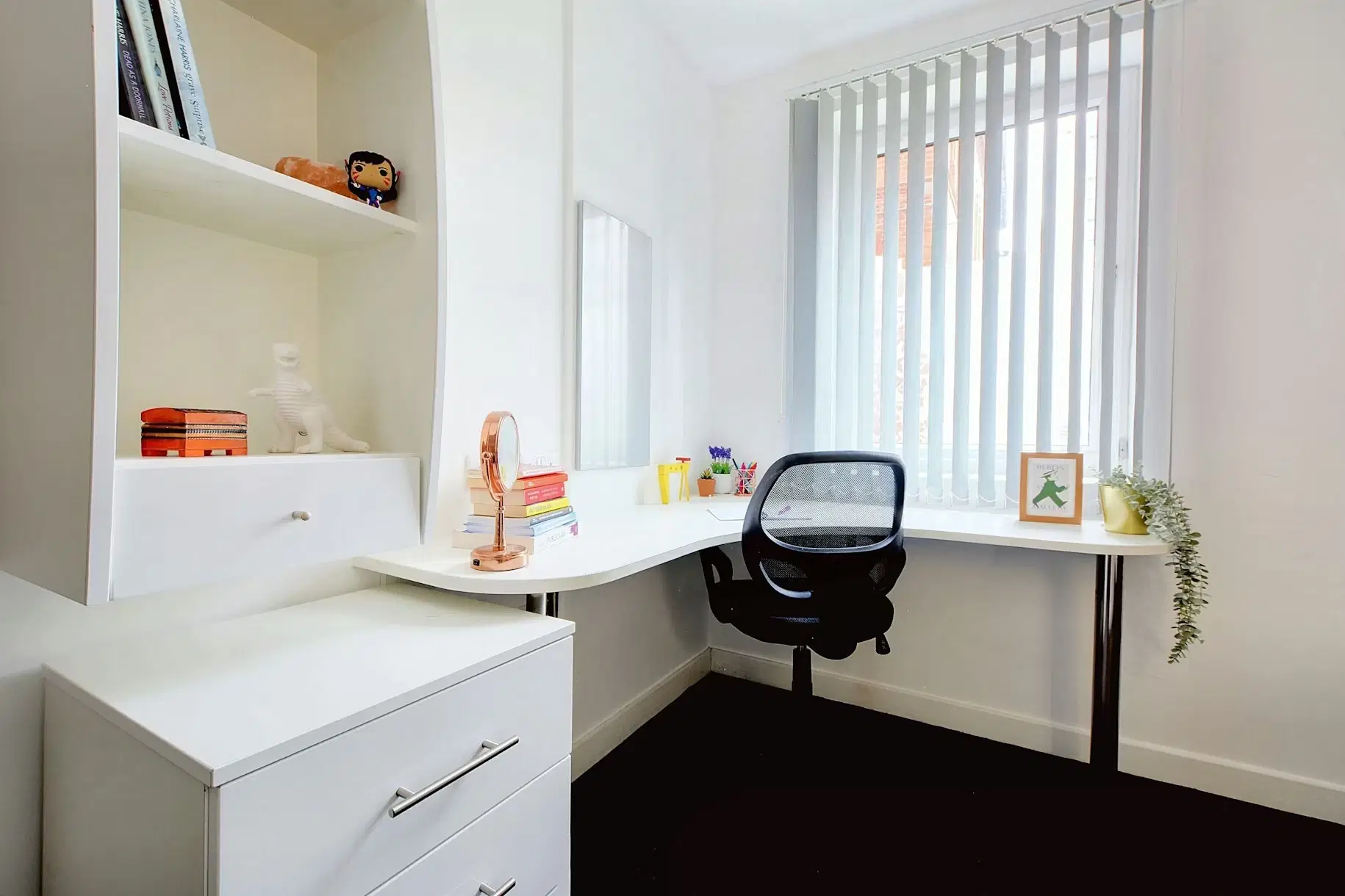 Newarke Street, Leicester – Amenities