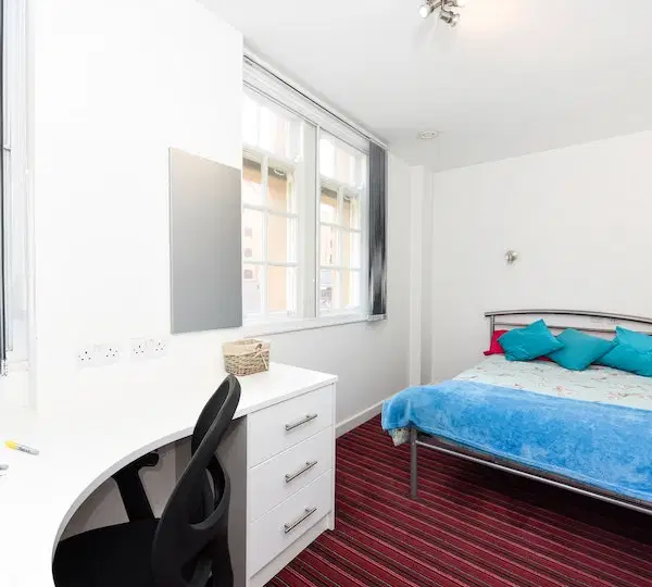 Newarke Street, Leicester – Three Bed Bronze