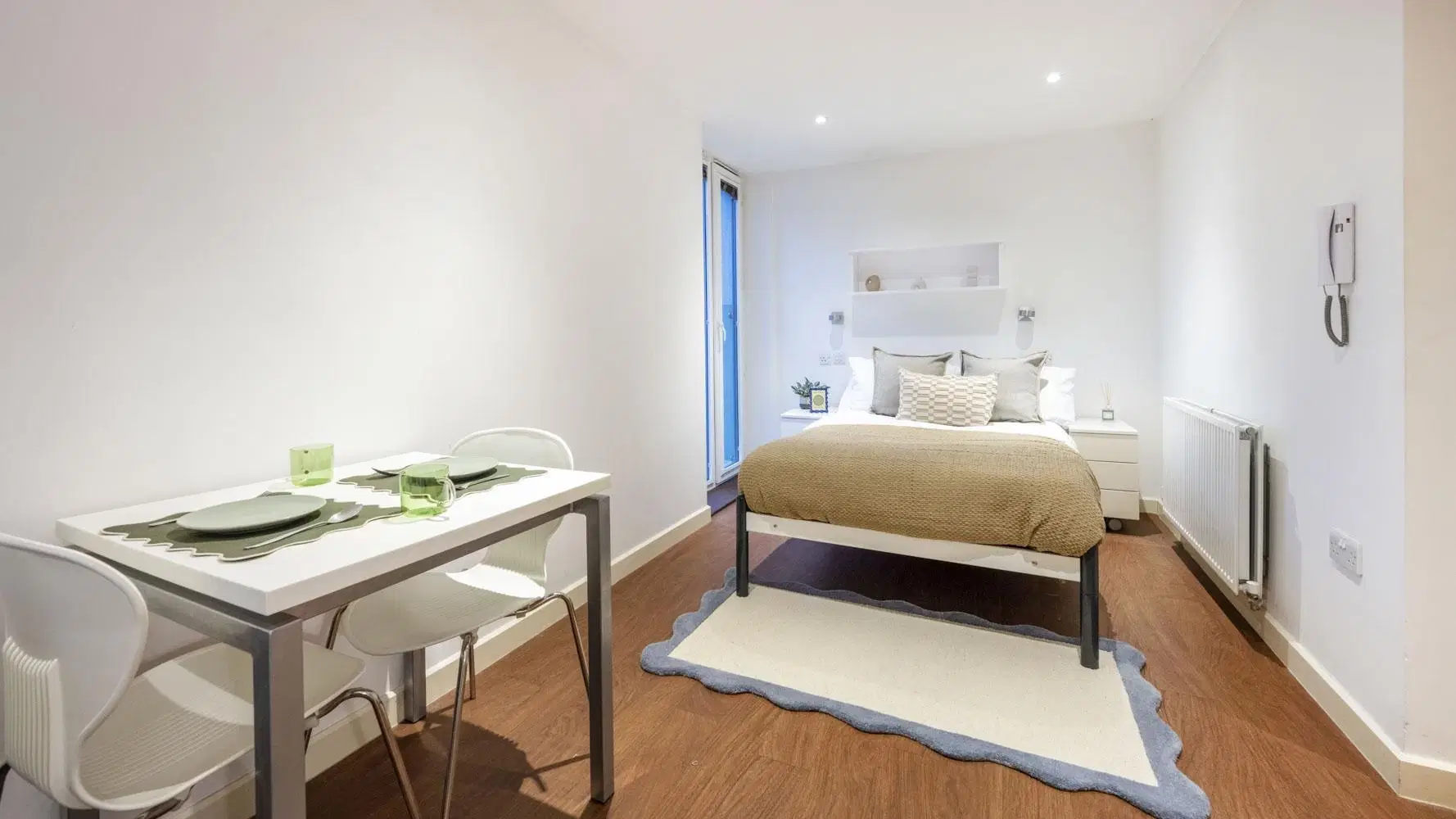 Griffon Studios, London – Large Standard Studio Dual Aspect