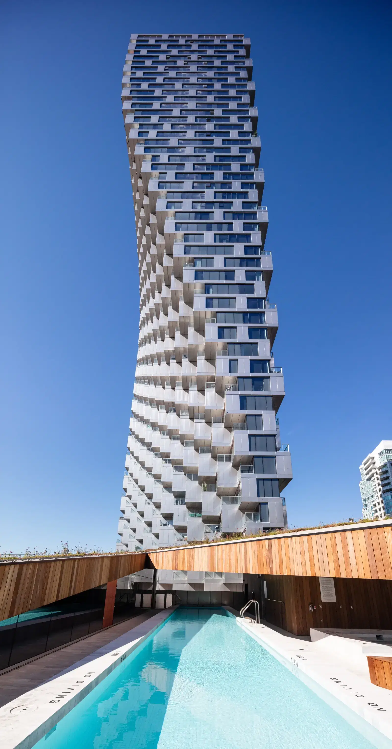 1477 Continental St, Vancouver – Exterior