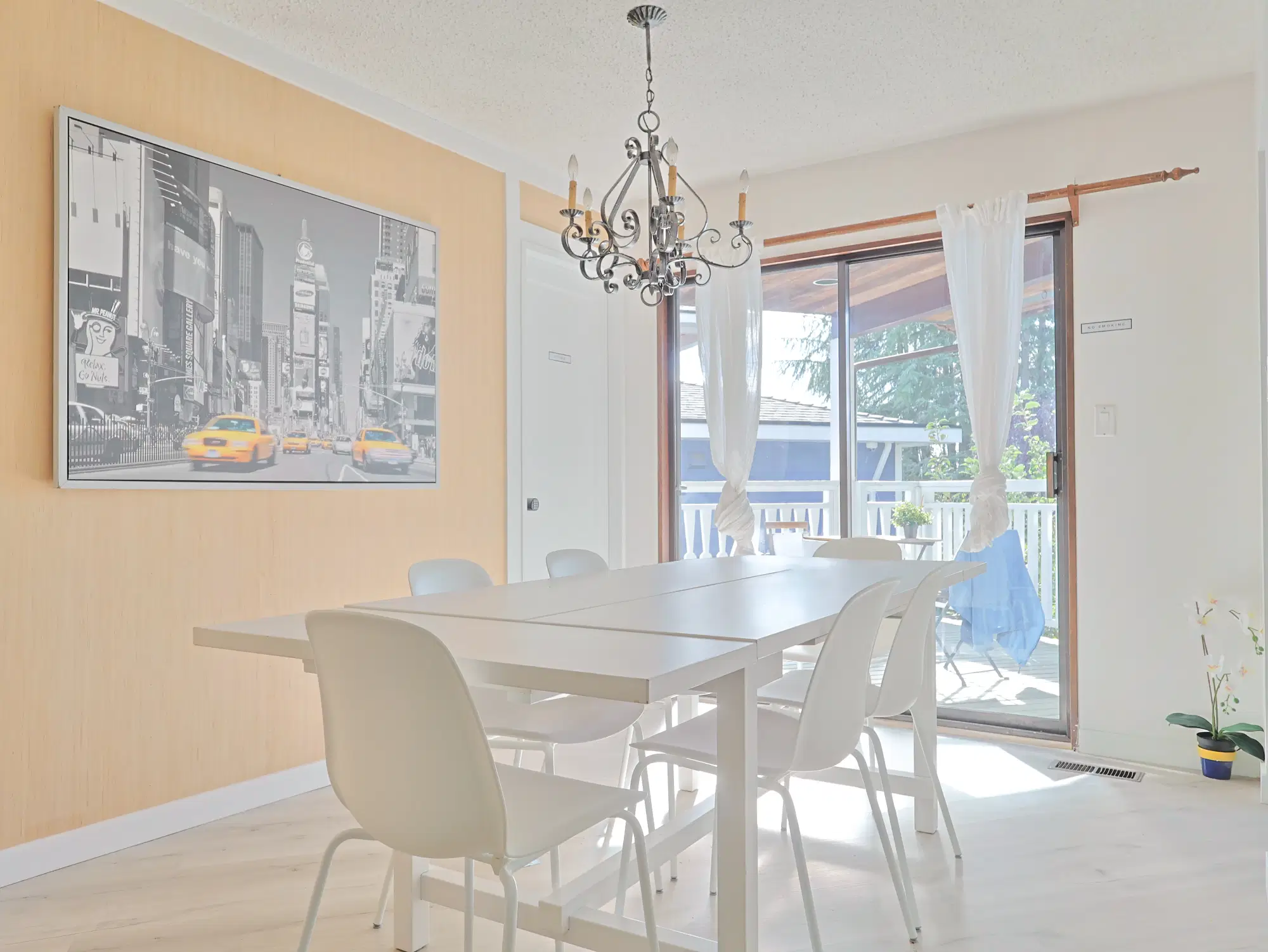 2133 Sperling Ave, Vancouver – Amenities