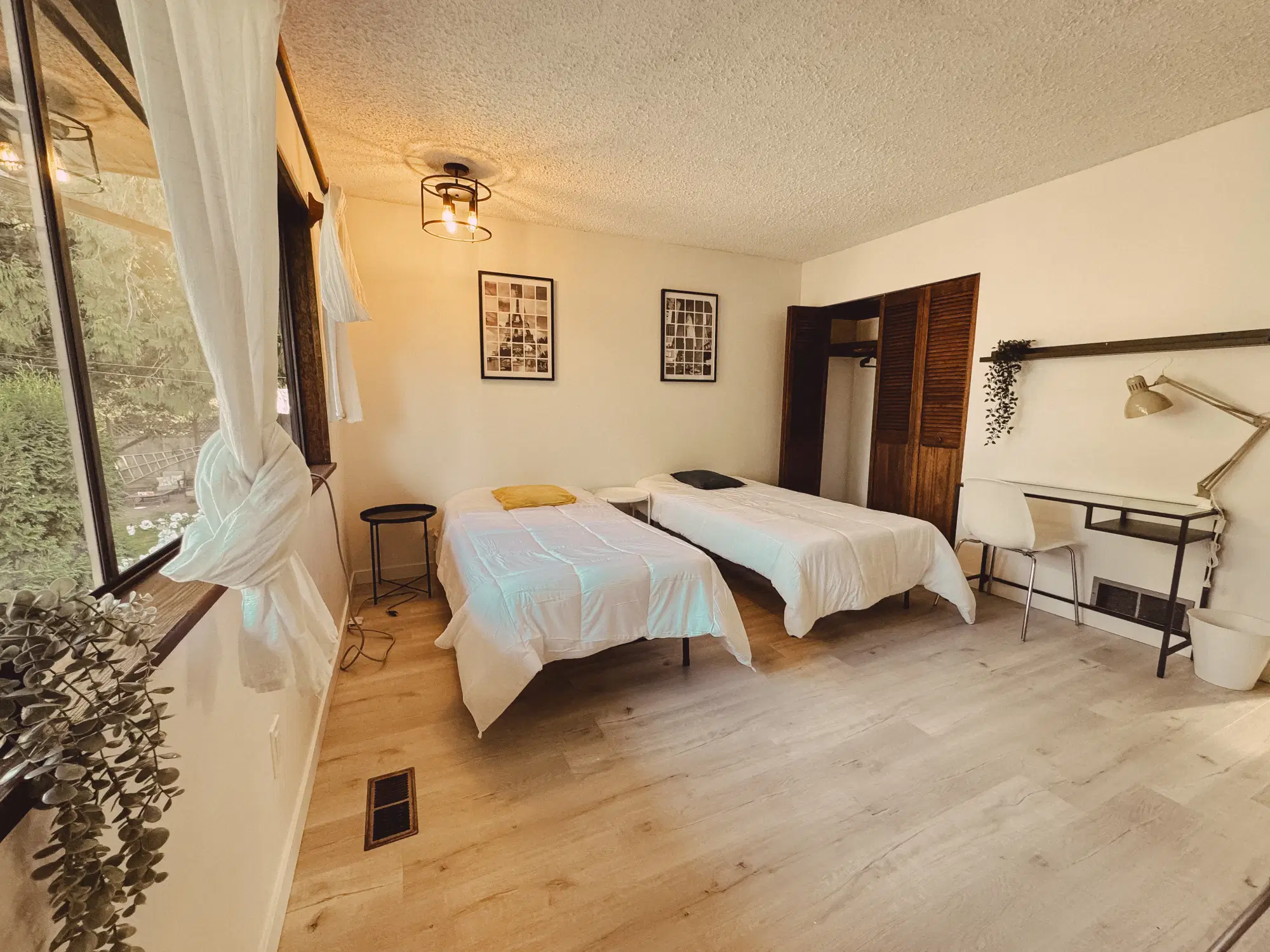 2133 Sperling Ave, Vancouver – Vitoria Flex Room (1 Bed 1 Bath)
