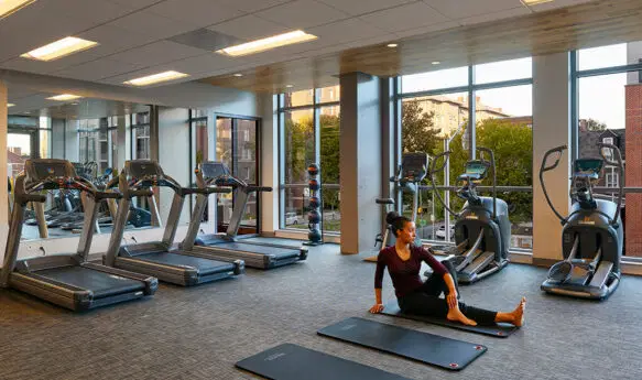 Nine East 33rd, Baltimore – Amenities