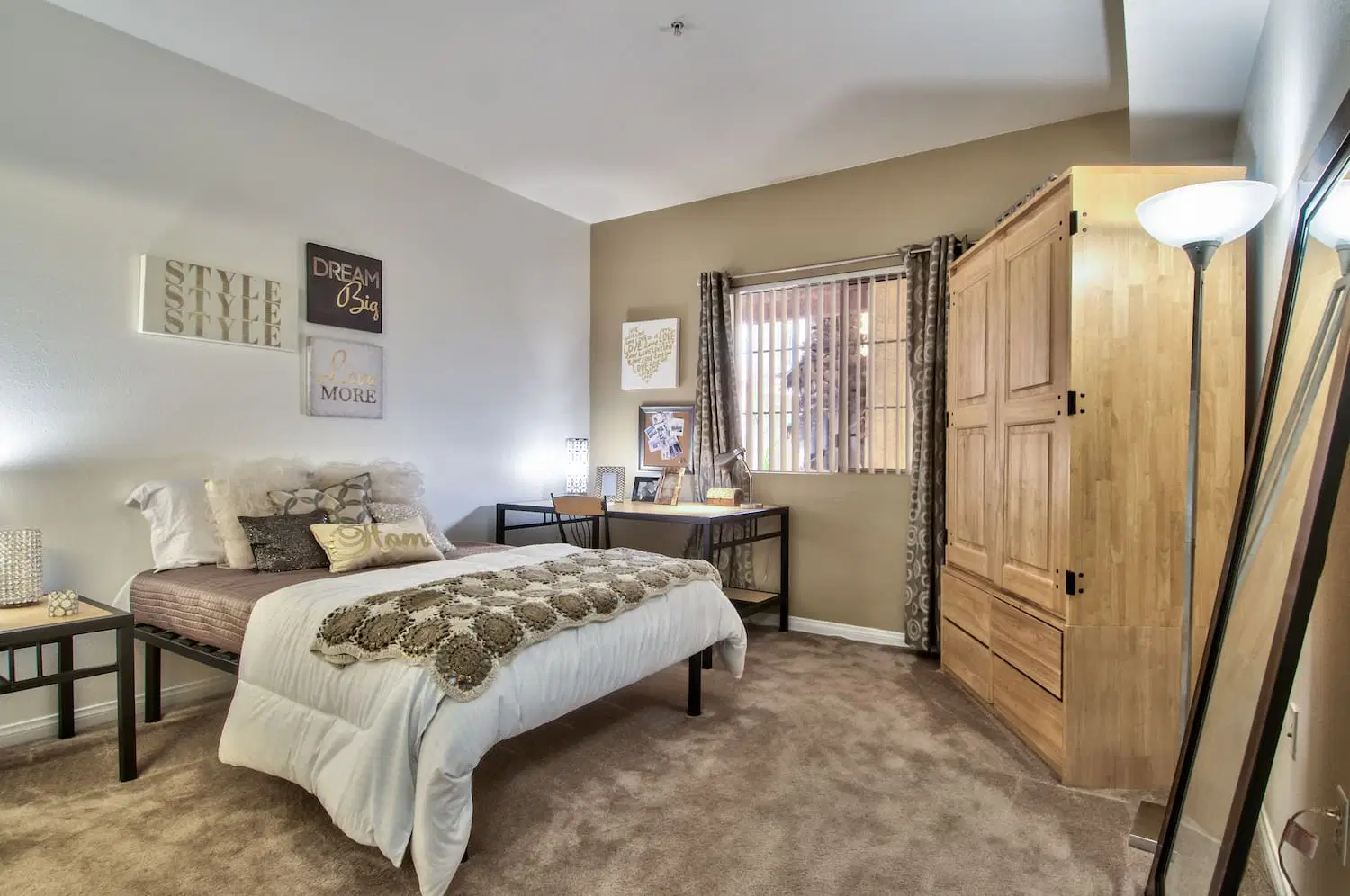 GrandMarc At University Village, Riverside – Bedroom