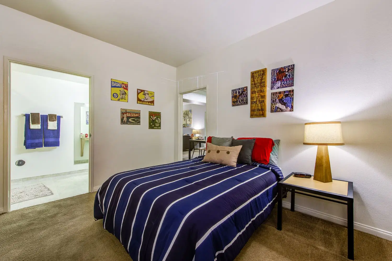 GrandMarc At University Village, Riverside – Bedroom