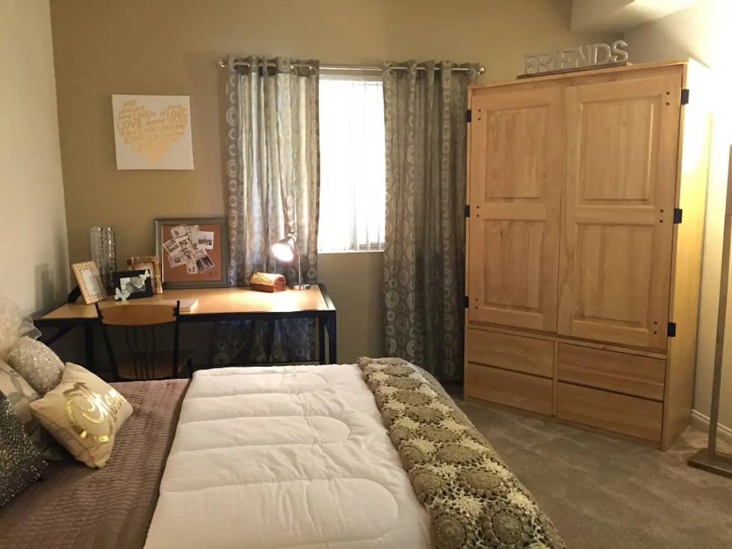 GrandMarc At University Village, Riverside – Bedroom