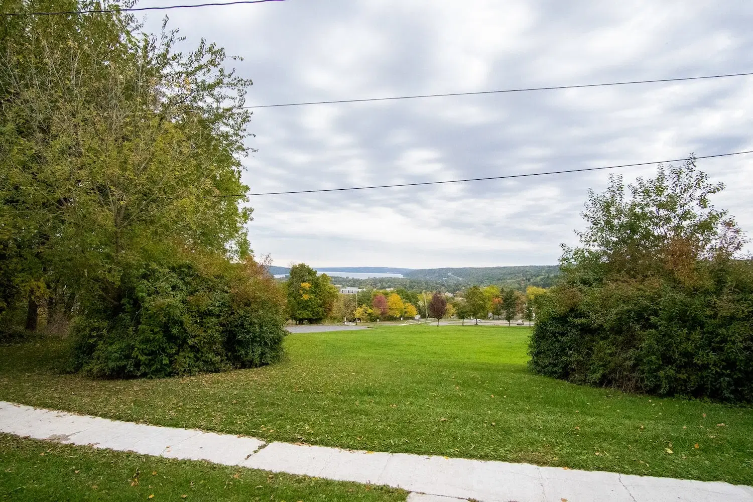 Lakeside Vista, New York – Exterior