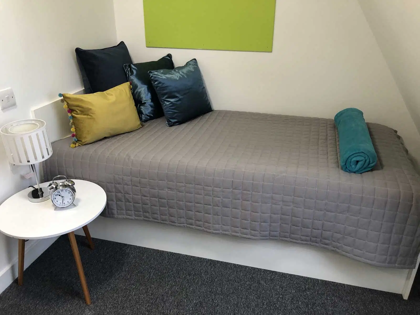 Tudor Studios, Leicester – Classic En-Suite