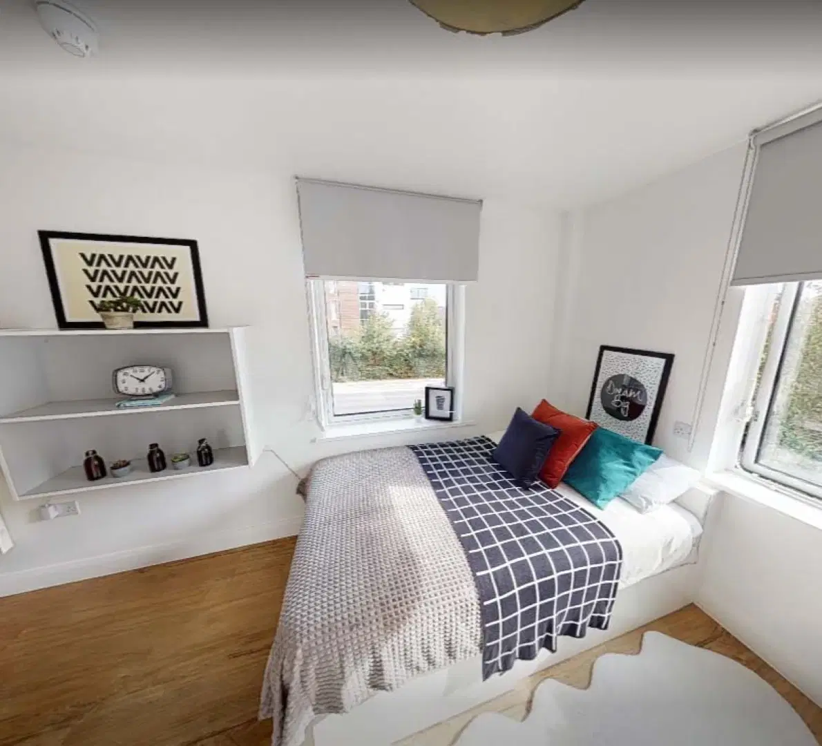 iQ The Brickworks, York – Silver Accessible En suite