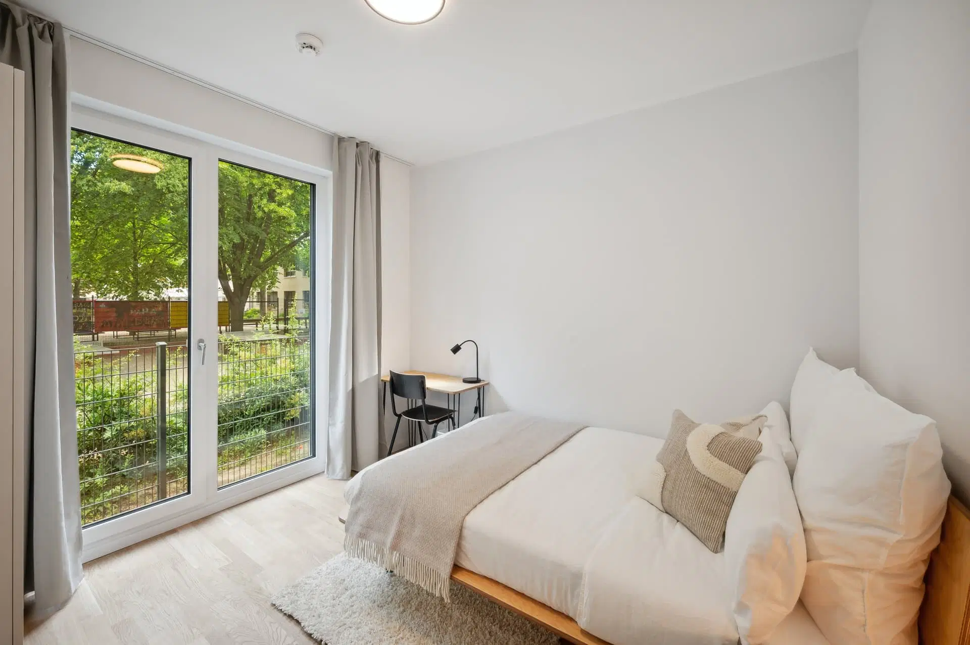 Smith, Berlin – Private Room (10.3 Sqm)