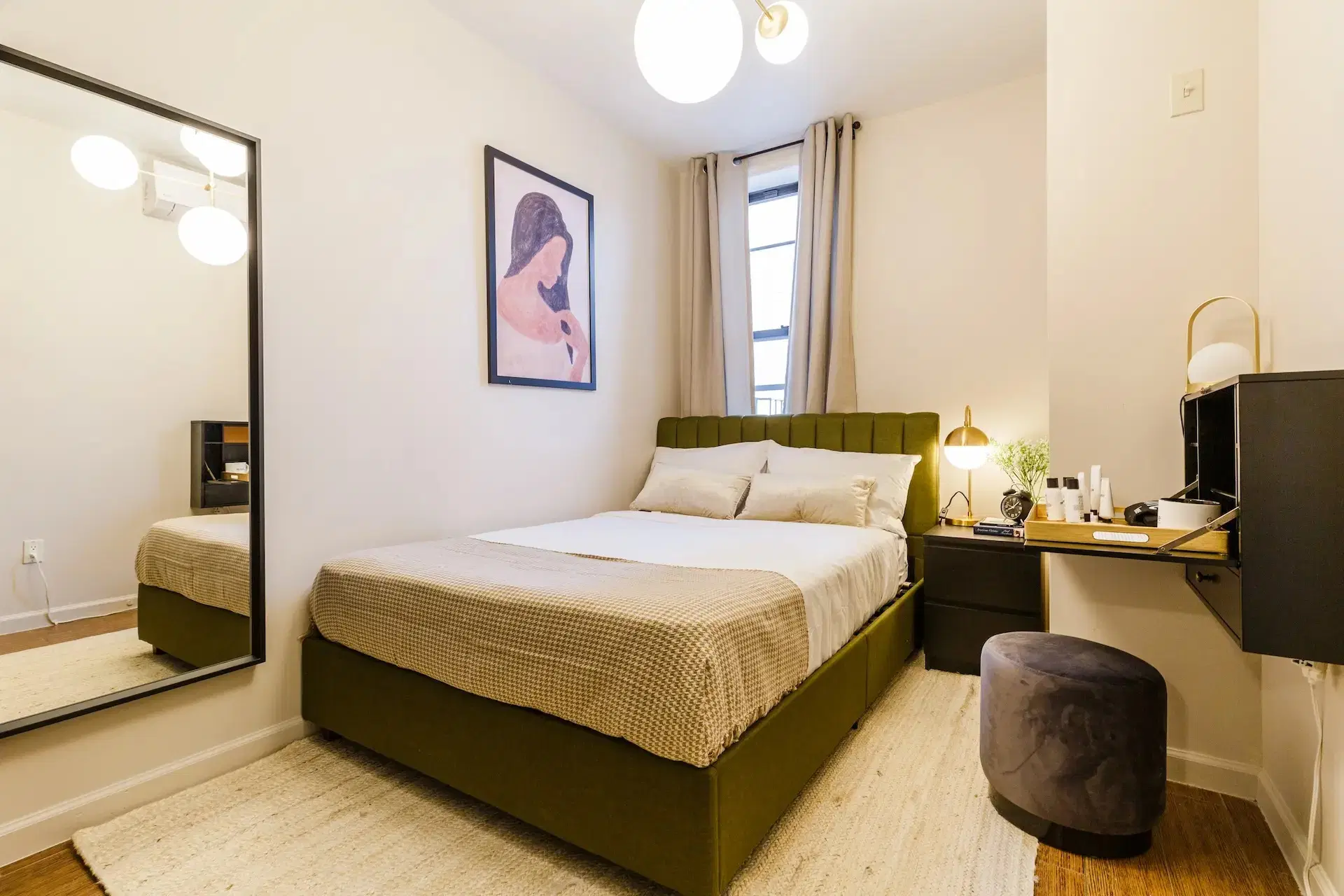 June Homes 10002, New York – #263C: Chinatown