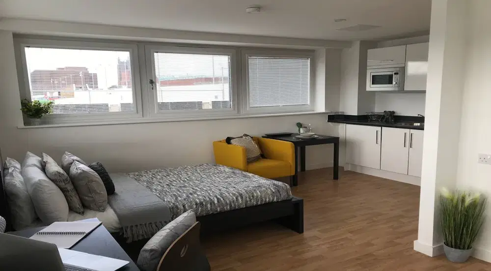 Keele House, Newcastle Under Lyme – Lower Floor Premier Studio