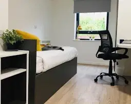 The Towpath, Chester – Ensuite Gold - Waterfront