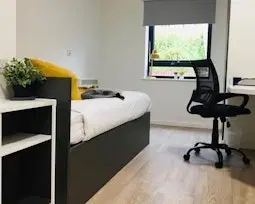 The Towpath, Chester – Ensuite Bronze - Balcony
