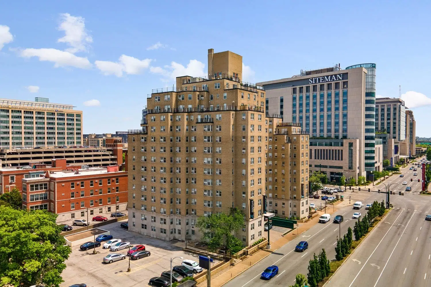 Montclair On The Park, St. Louis – Exterior