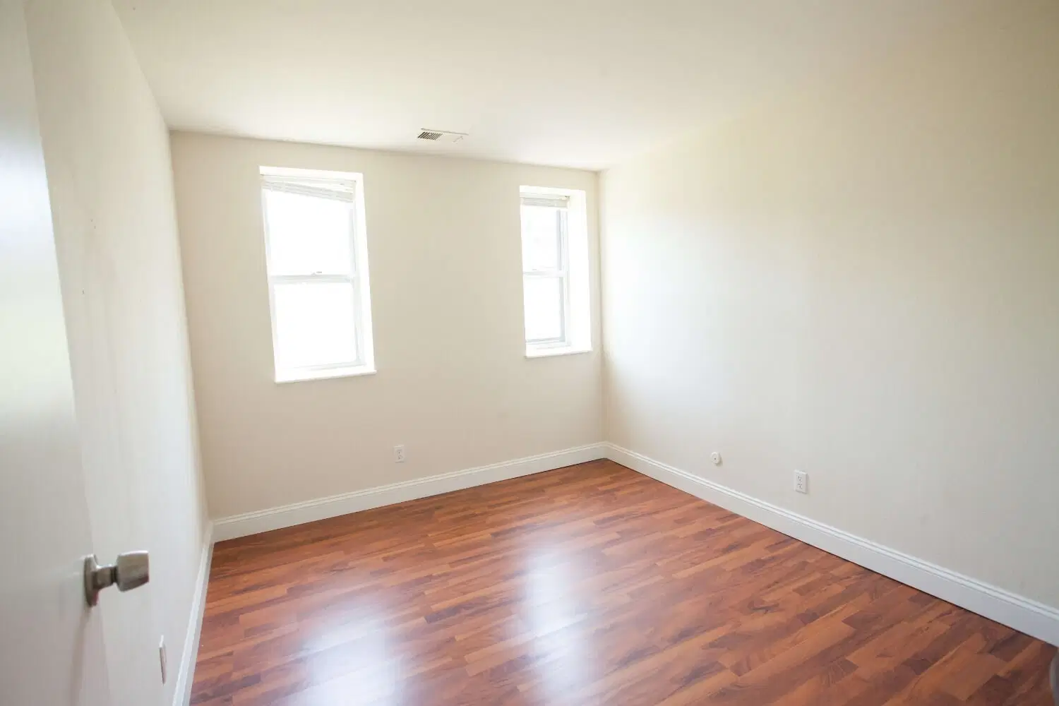 Georgian Court, St. Louis – 2 Bed 1 Bath