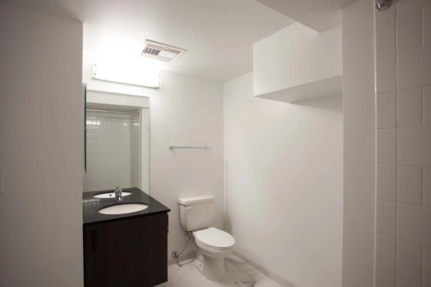 Ambassador, Kansas City – 2 Bed 1 Bath