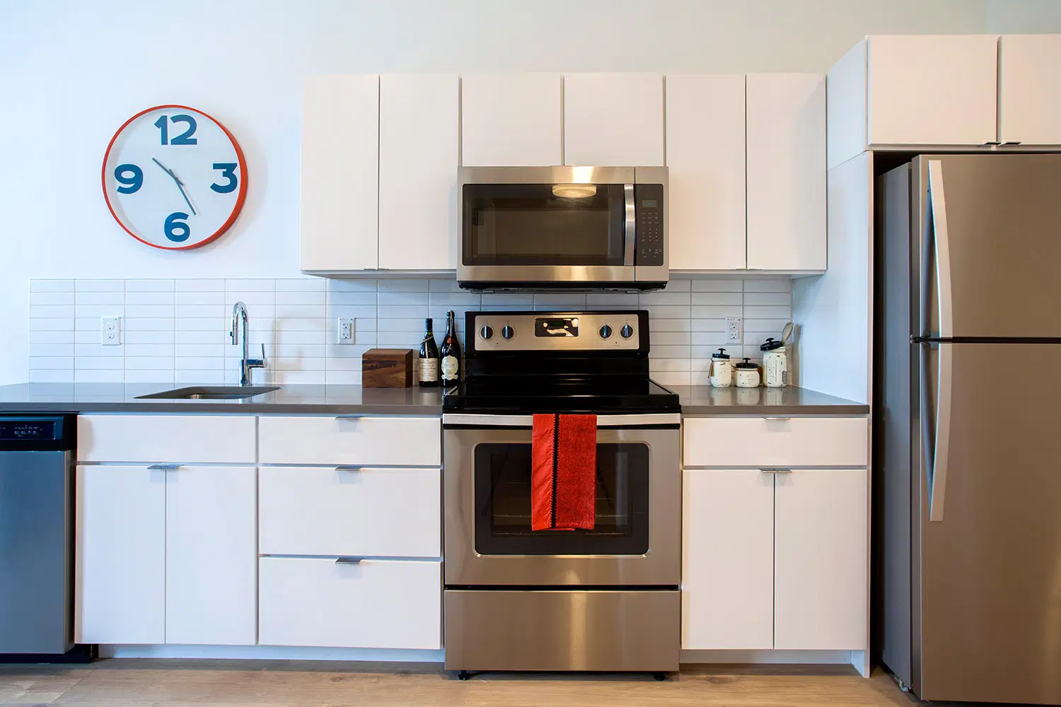 3435 Main, Kansas City – Kitchen