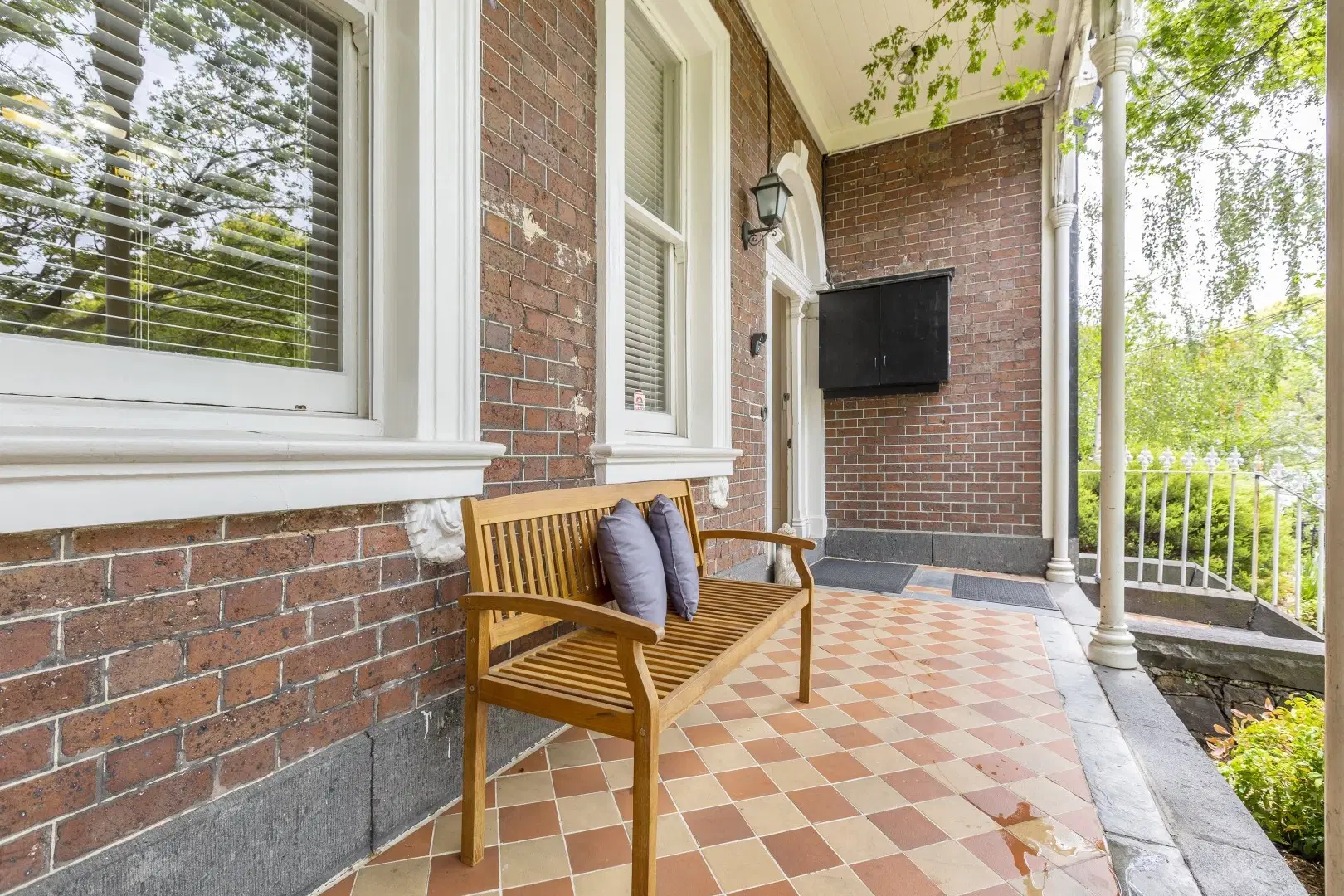 29 Drummond Street, Melbourne – Amenities