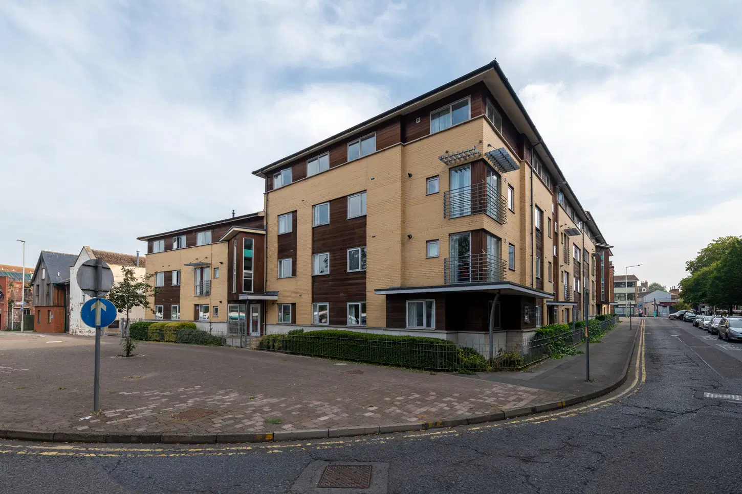 Collegiate Upper Quay House, Gloucester – Exterior