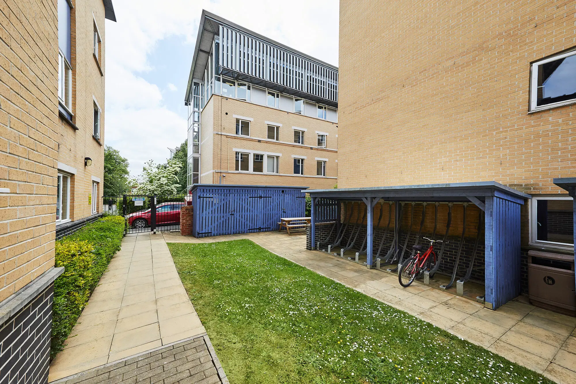 Collegiate Shaftesbury Hall, Cheltenham – Exterior