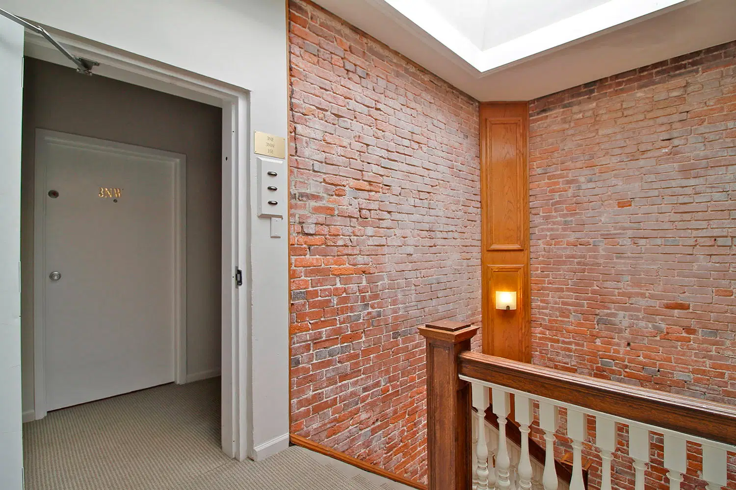 Landesman, St. Louis – Common Area