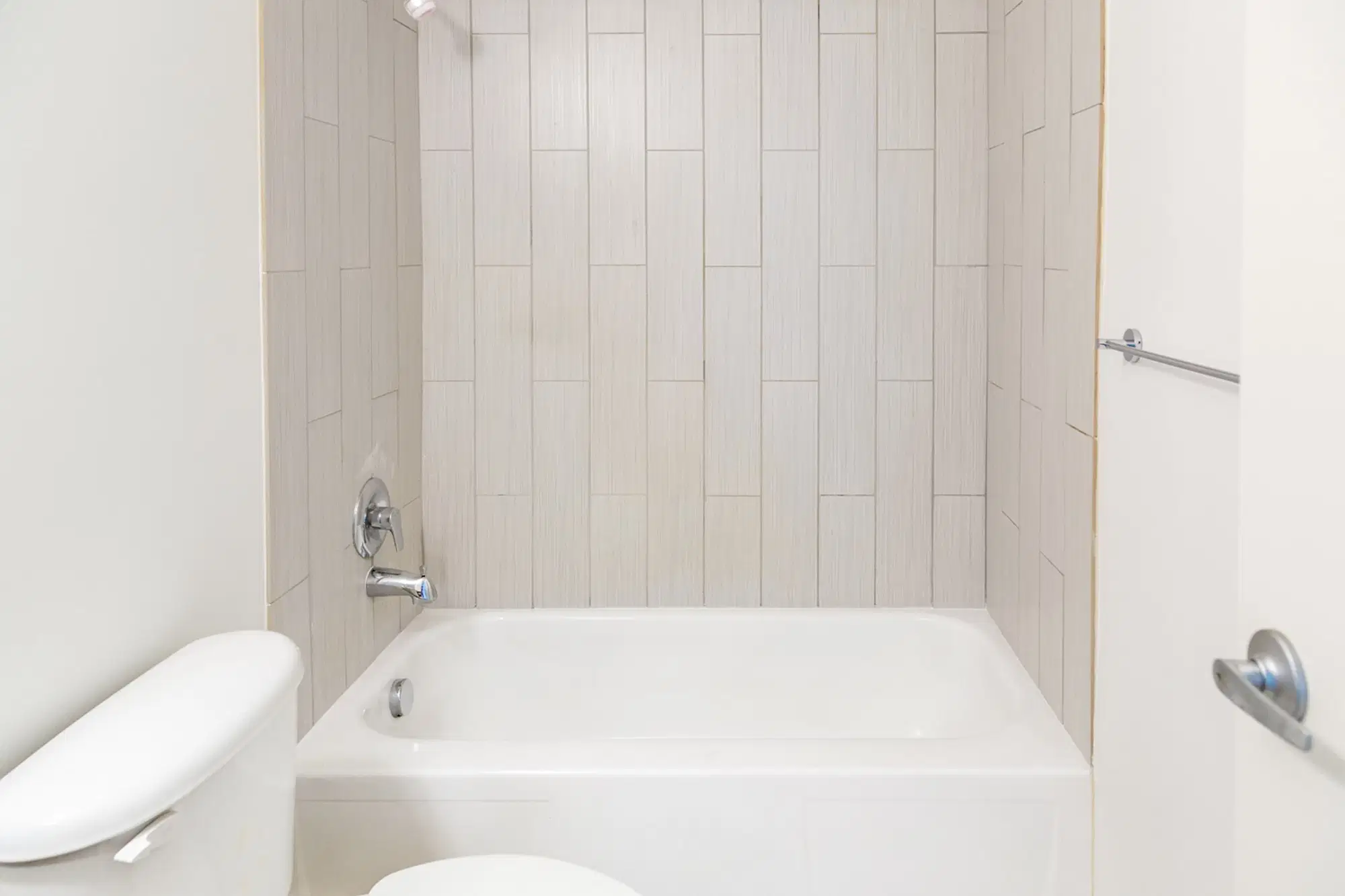 Ricardo, Kansas City – Bathroom