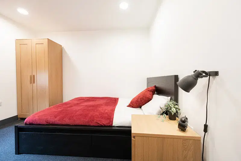 AXO Camden, London – Bronze Studio Deluxe