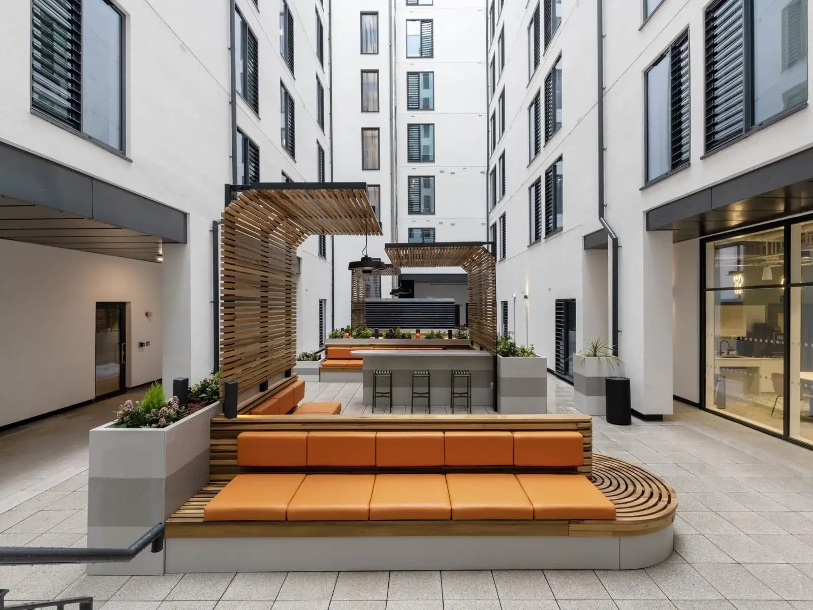 Alma Place, Belfast – Exterior