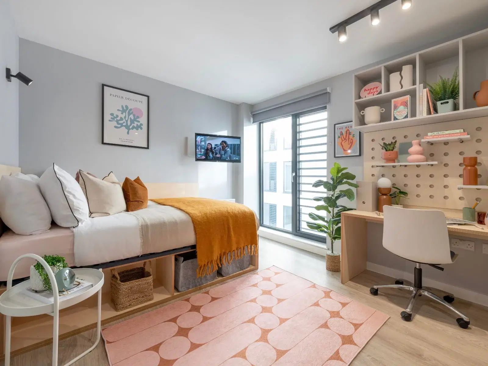 Alma Place, Belfast – Classic Studio