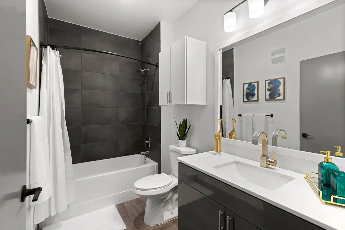 The View On The Square, San Marcos – Bathroom