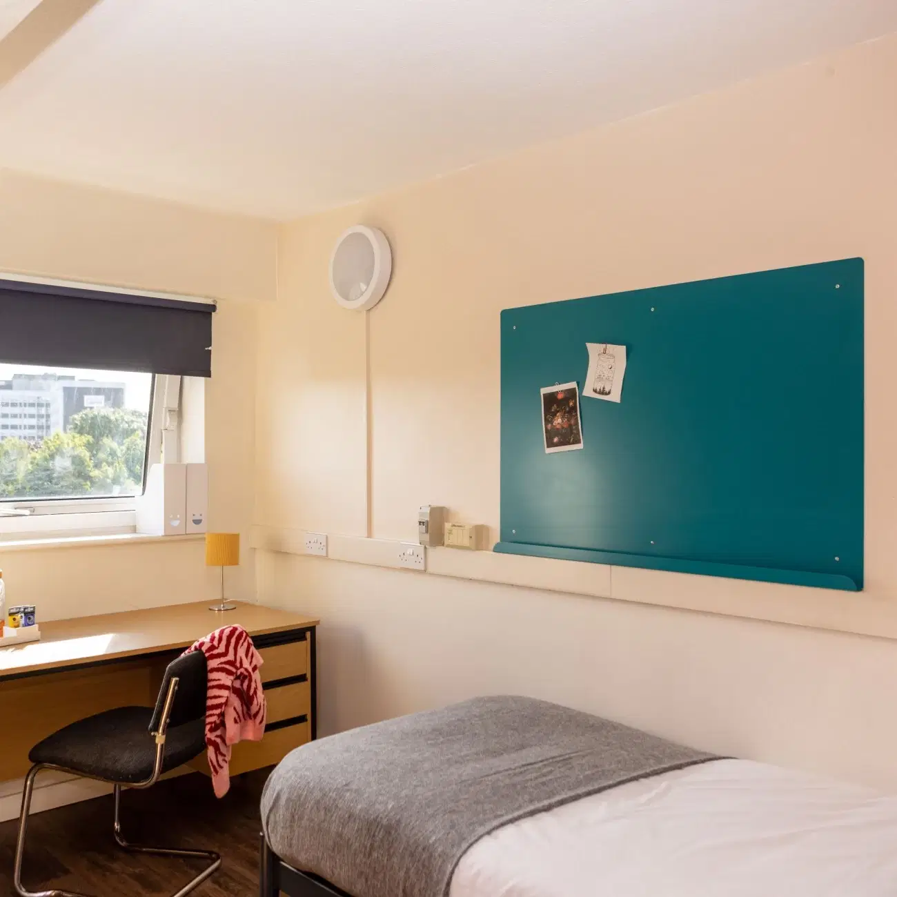 John Lester and Eddie Colman Courts, Salford – Silver + Lounge room