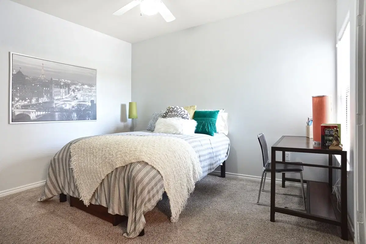 Midtown 905, Denton