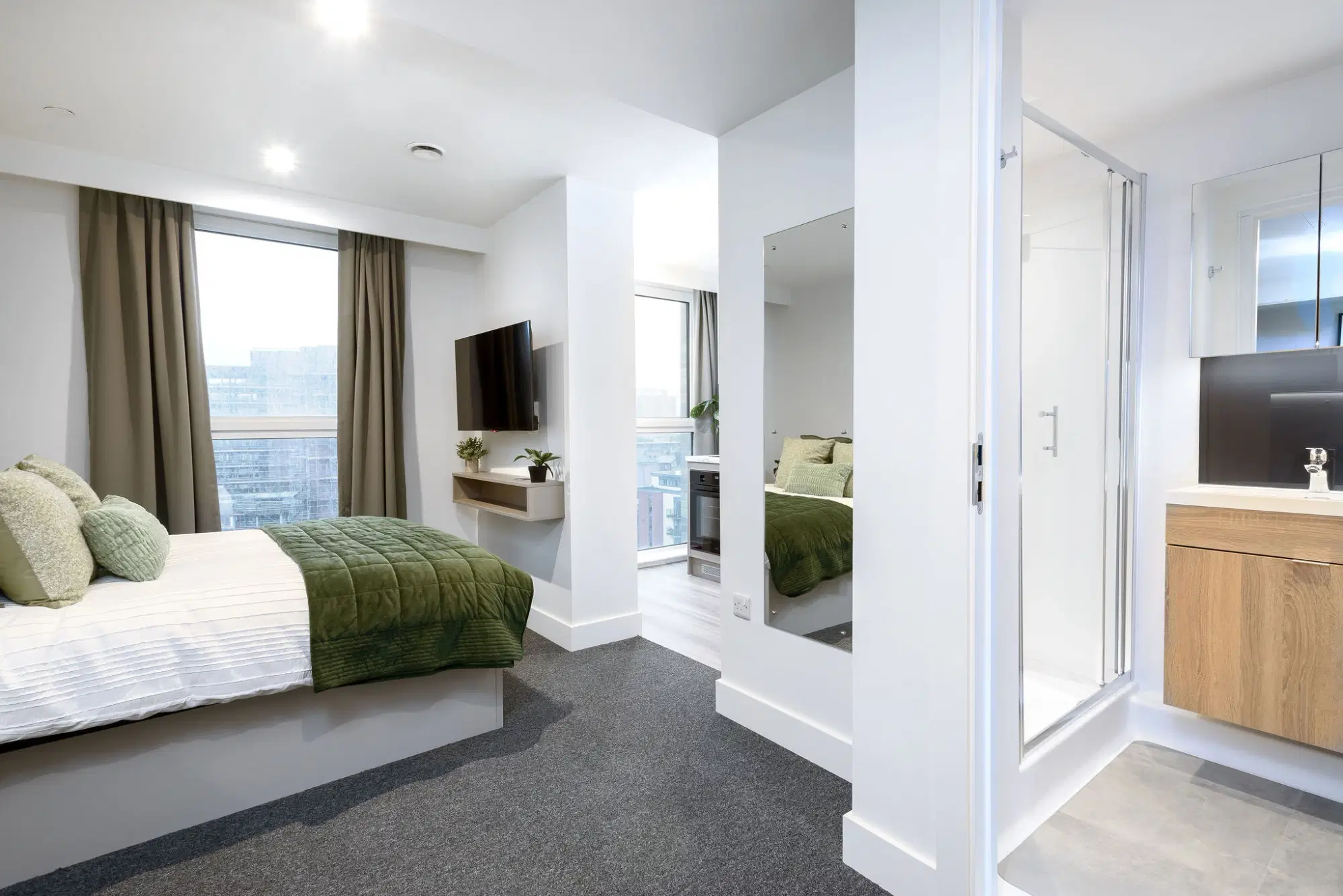 True Sheffield, Sheffield – True Studio Plus