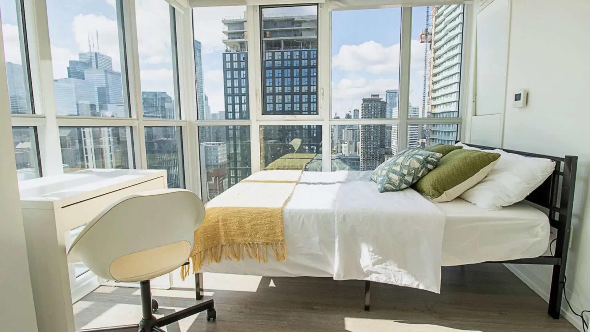 Liwinco Yonge Dundas Street, Toronto – Flex Premium A | ON M5B 2A9 | 1401