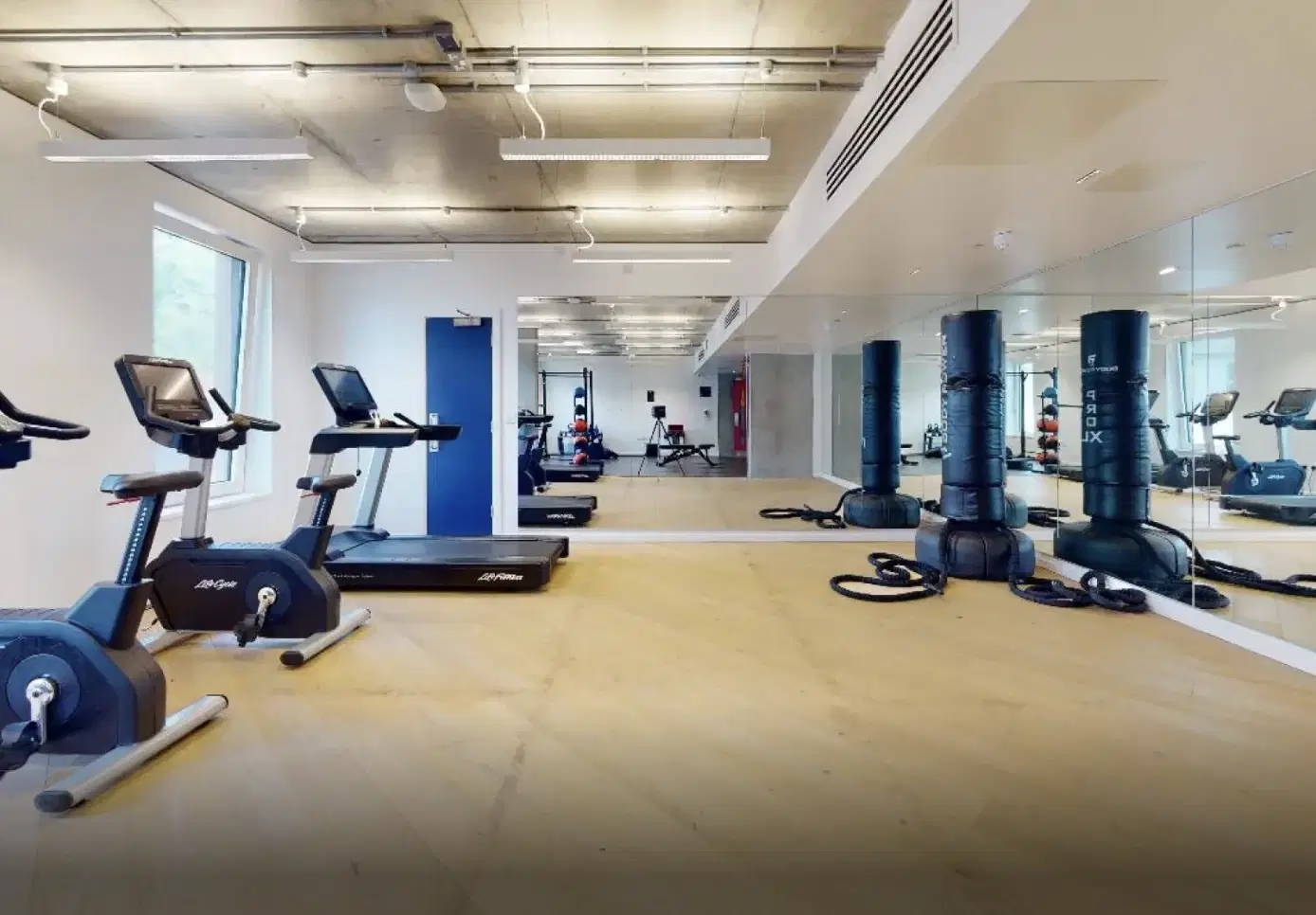iQ Brighton, Brighton – Amenities