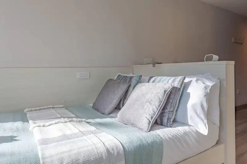 Mercury House, Bournemouth – Standard Studio