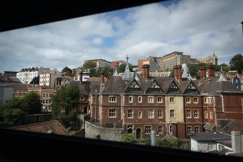 Stonebridge House, Bristol – Exterior