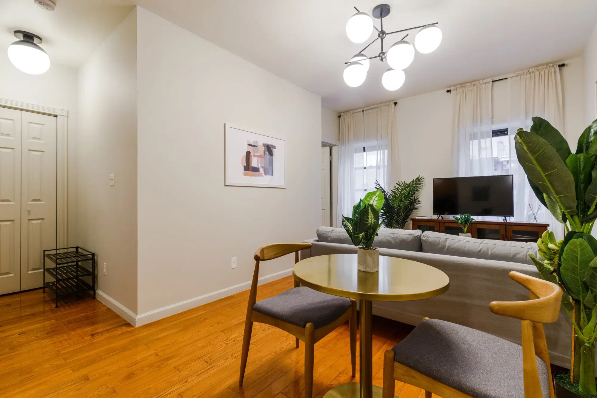 June Homes 10016, New York City – Common Area